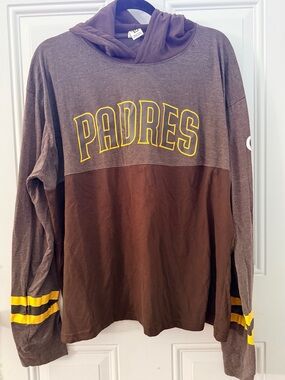 San Diego Padres Retro Style Hooded Long-Sleeve Shirt